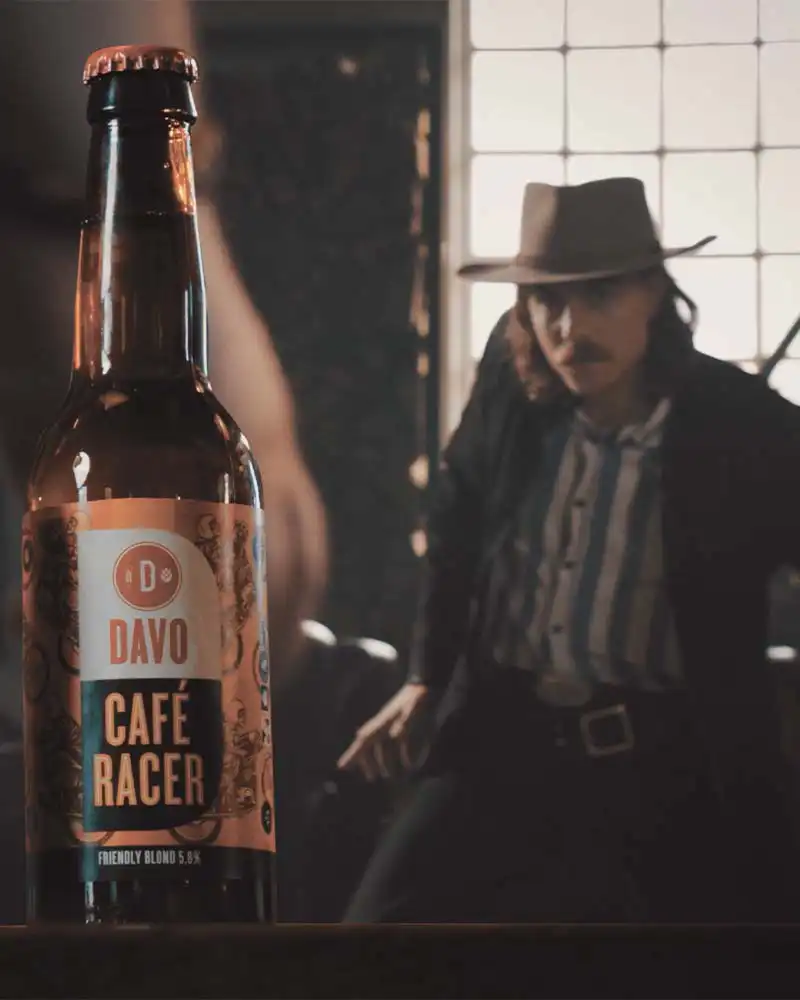 Caféracer nu op kleine fles